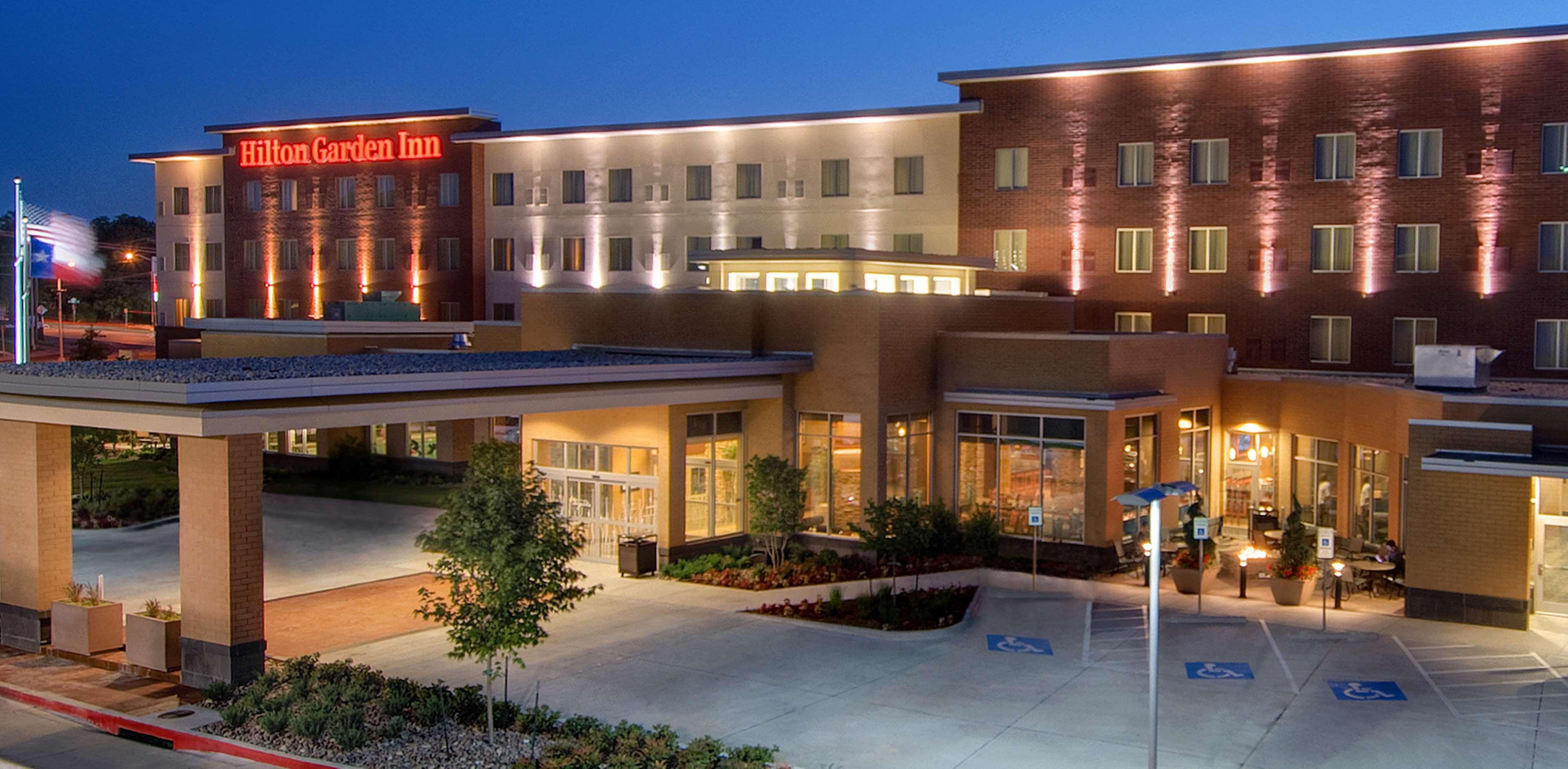 Hilton Garden Inn Fort Worth Medical Center Exterior foto